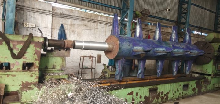 heavy lathe machine