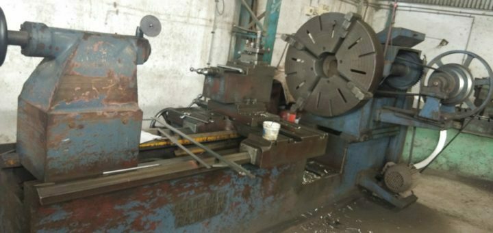 heavy duty lathe machine